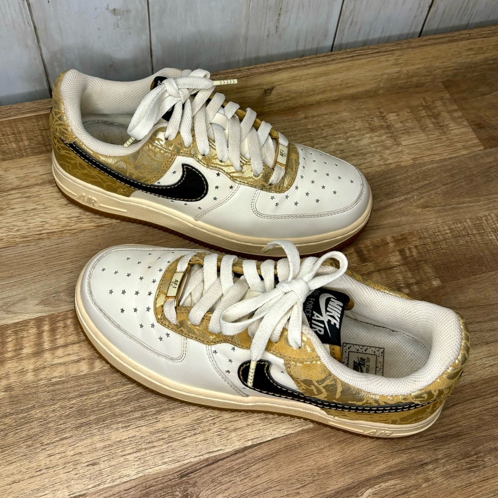 Nike Air Force 1, Cream and Gold size 5.5y (7w)